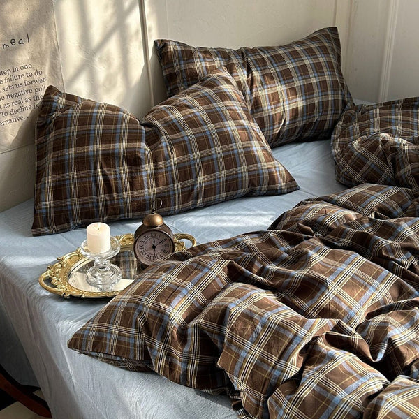 Vintage Brown Checkered Bedding Set