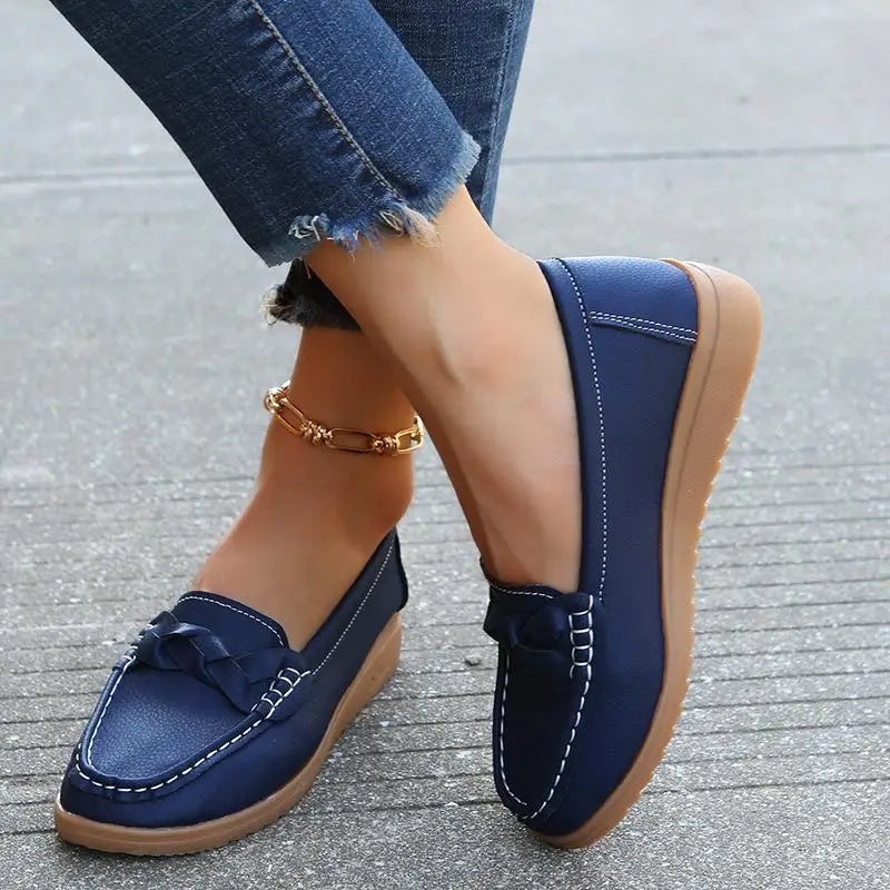 Women's Soft Leather Slip on Walking Loafers Shoes