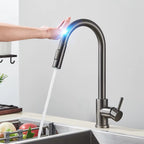 Robinet de Cuisine à Capteur Tactile avec Pulvérisateur Extractible – Design Intelligent et Moderne